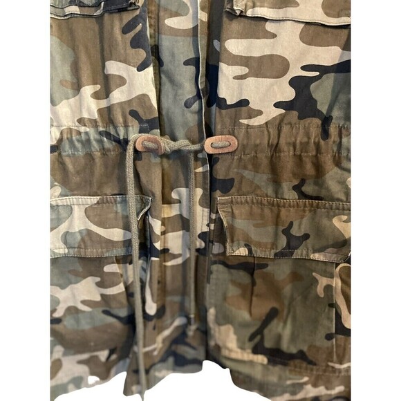LOVE TREE Camouflage Military-Style Waist-Length Utility Jacket Women’s Medium - Picture 3 of 11